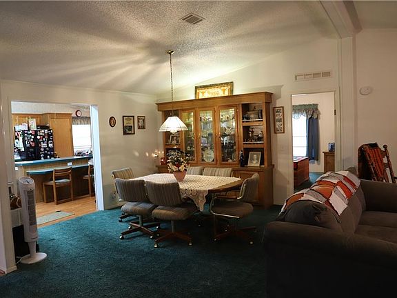 4th image of 268 Mustang Dr