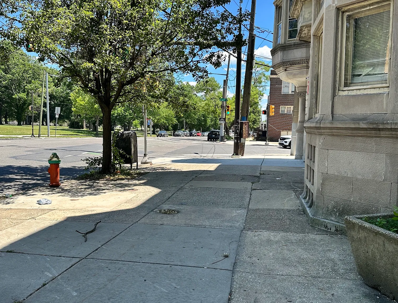 1 bed, $1,300 — Photo 2