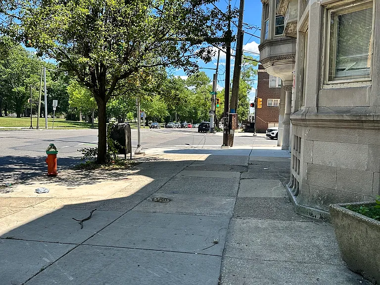 4100-2 Parkside Ave #1E — Photo 2