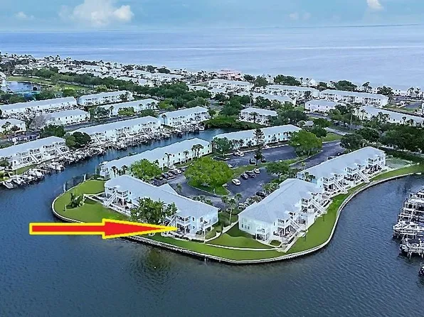 5129 Salmon Dr SE APT A, Saint Petersburg, FL 33705