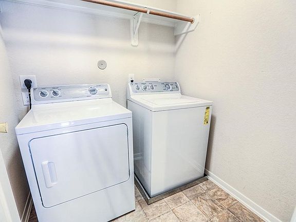 4th image of 14803 Juniper Dale Ct
