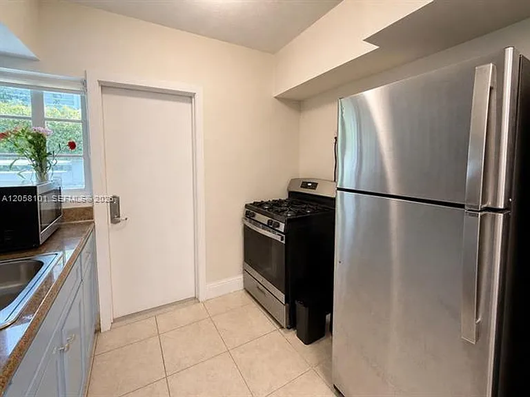 951 Jefferson Ave #CU-2 — Photo 13
