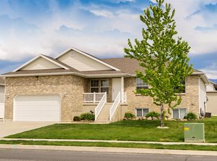 4634 S 3025 W, Roy, UT 84067