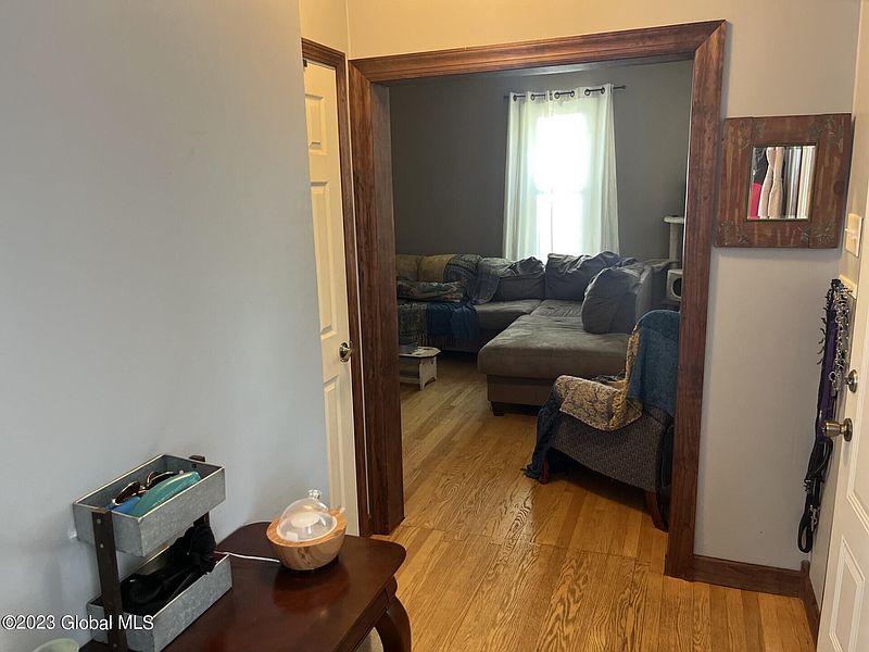 5th image of 31 Vassar Street
