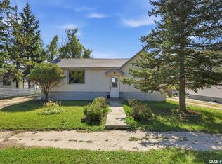 210 2nd Ave E, Nokomis, SK S0G3R0