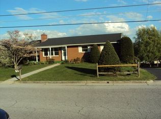 555 Mountain View Dr, Wytheville, VA 24382