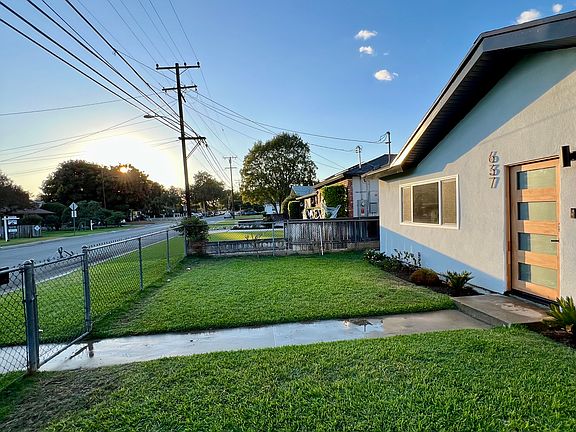 Fully enclosed yard