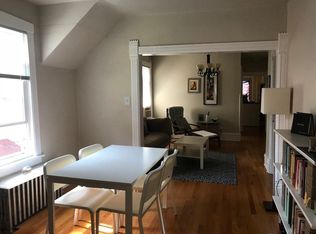 7330 N Honore St #2, Chicago, IL 60626