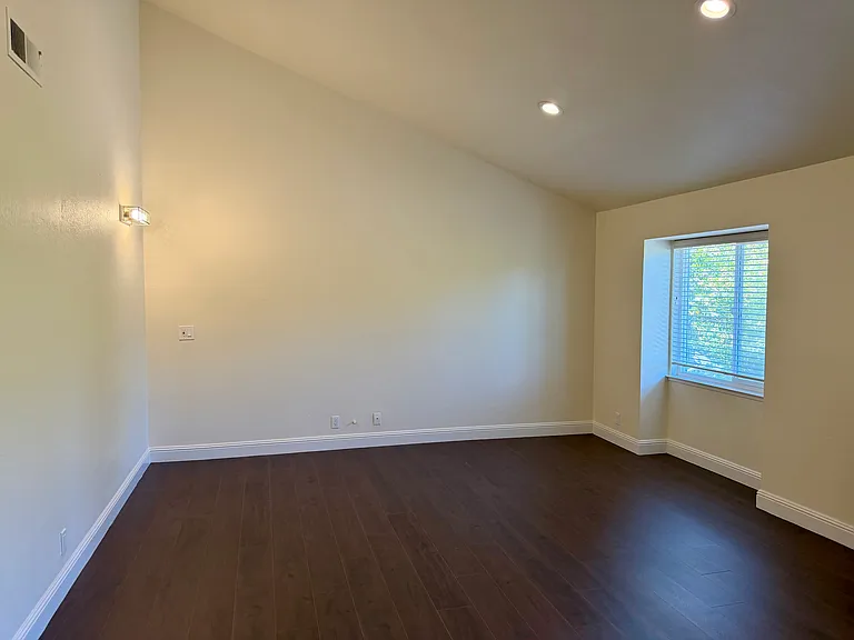 44277 Arapaho Ave — Photo 20