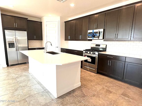 2nd image of 16943 W Las Palmaritas Dr