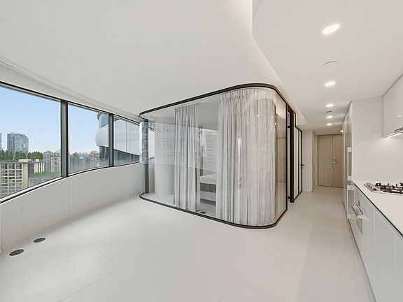 5th image of 1033 Nelson St #2107