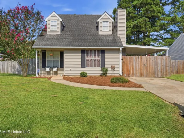 227 Village Cv, Pearl, MS 39208