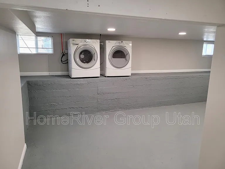 632 E Wilson Ave — Photo 14