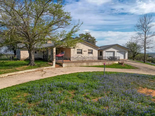 938 Sandy Mountain Dr., Sunrise Beach, TX 78643
