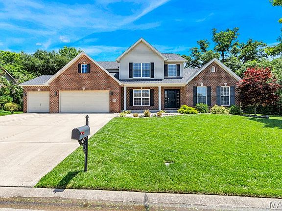 4th image of 3228 Roan Hill Dr