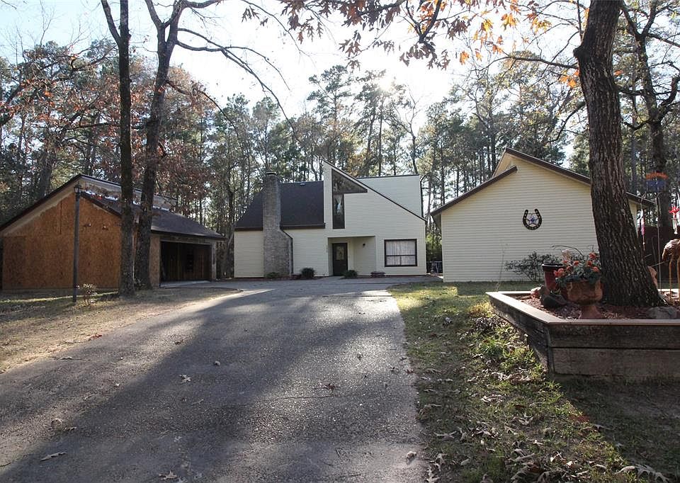 1st image of 22425 Baltusrol Ct