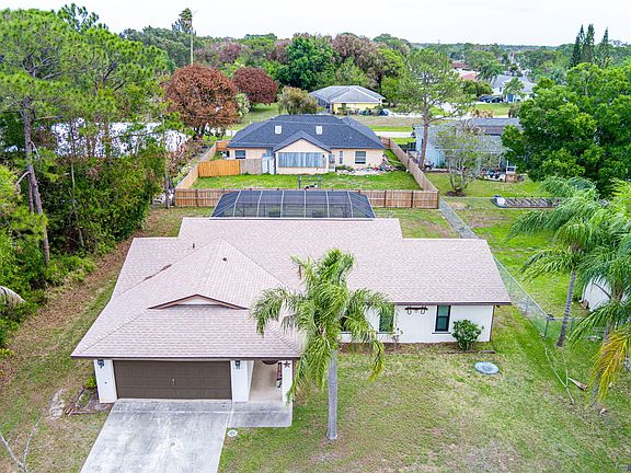 4th image of 1751 SW Tivan Lane
