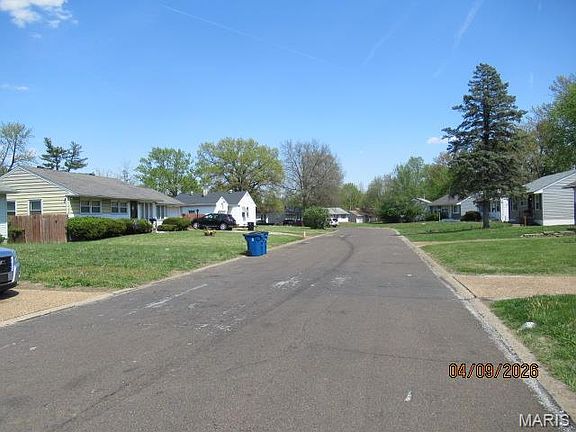 2nd image of 224 Tay Rd