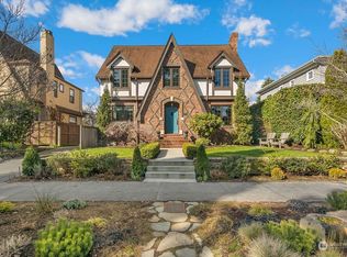 3837 Cascadia Ave S, Seattle, WA 98118