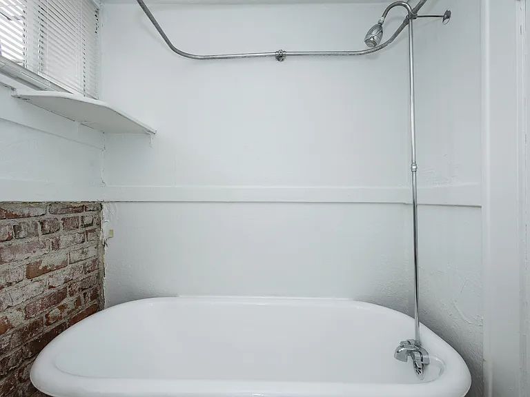 1027 Washington Street — Photo 21