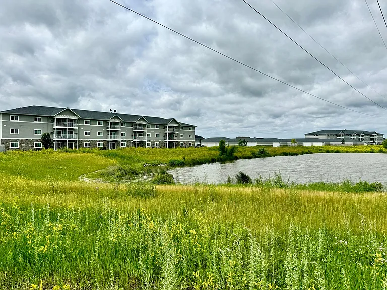 Aurora Ponds — Photo 4