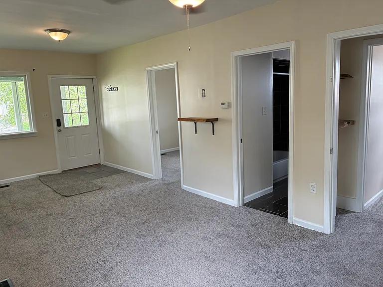1005 King Ave — Photo 14