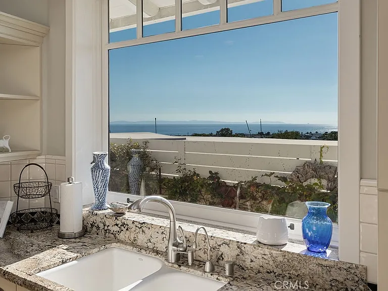 407 Mendoza Ter — Photo 36