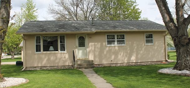 1st image of 701 Meadowlark Ave
