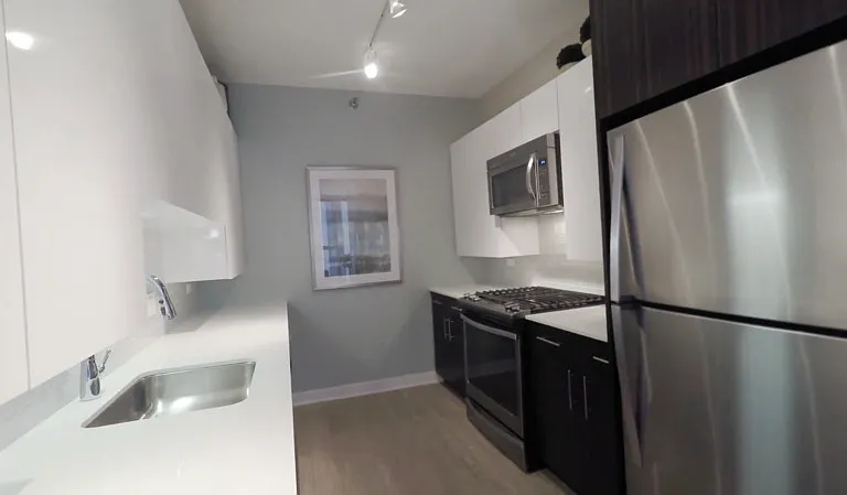 207 N Garland Ct — Photo 1