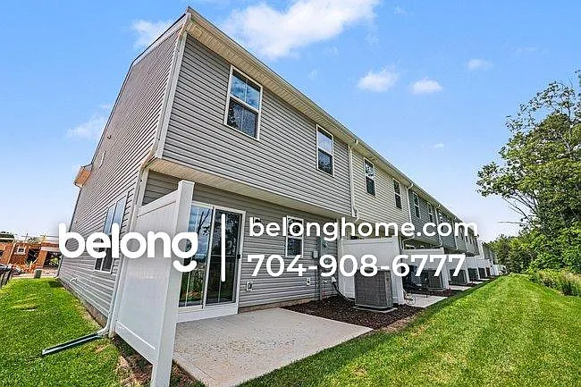 1517 39th Avenue Loop NE #7 — Photo 17