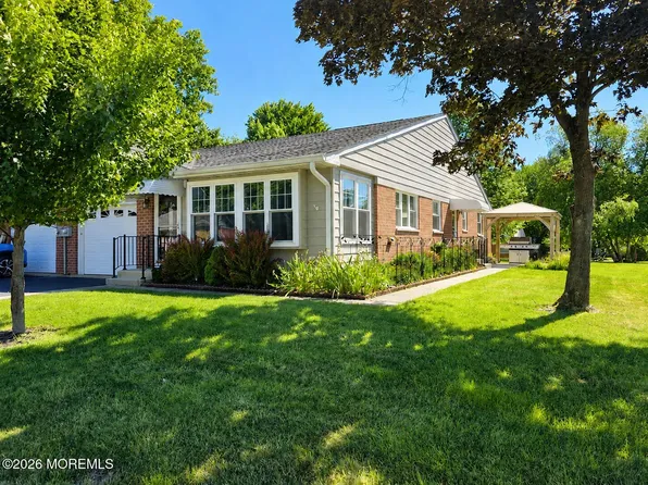 1 Salem Drive #B, Whiting, NJ 08759