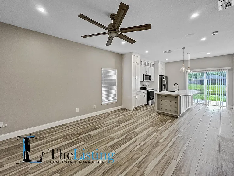 11272 Moonshine Creek Cir — Photo 4