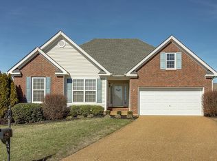 1105 Newpath Ct, Thompsons Station, TN 37179