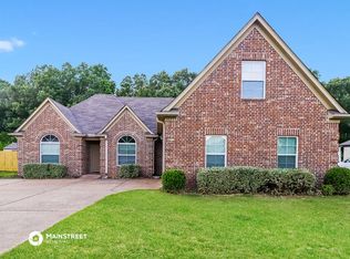 5023 Forest Oasis Ln, Bartlett, TN 38135