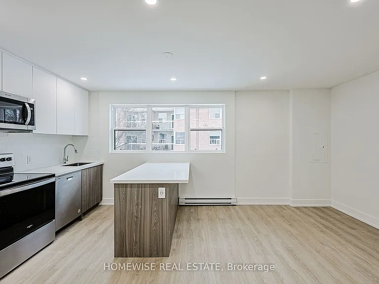 100 Liberty St N #18B — Photo 3