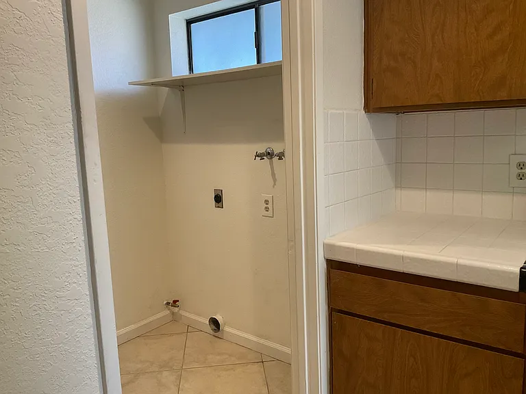 34220 Linda Way — Photo 16