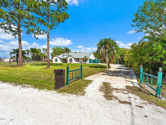 3rd image of 13721 86th Road N