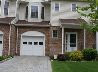 17 Silver Leaf Ct, Riverdale, NJ 07457