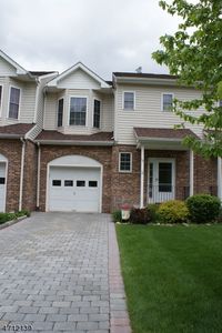 17 Silver Leaf Ct, Riverdale, NJ, 07457
