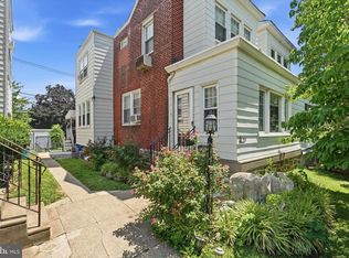 955 Allengrove St, Philadelphia, PA 19124