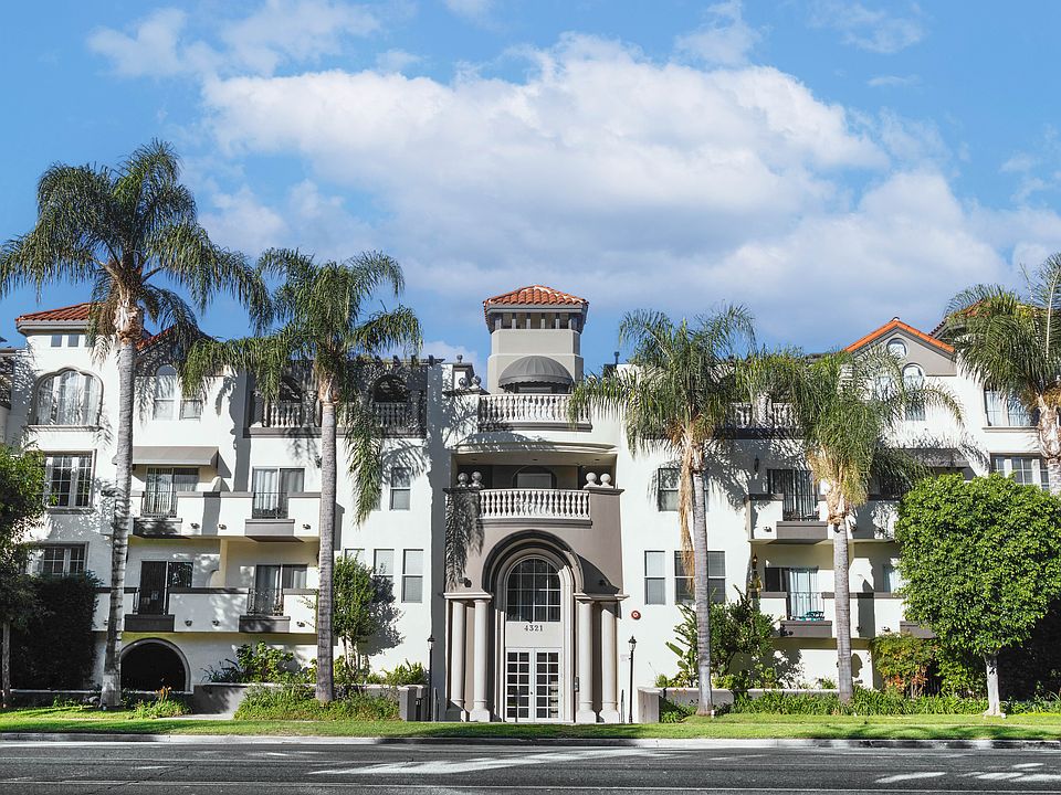 1st image of 4321 Laurel Canyon Blvd #204