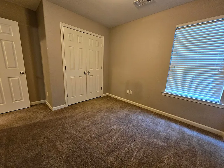 3513 Terrace Hill Ct — Photo 3