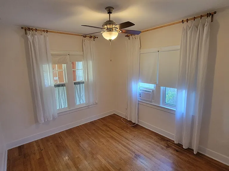 505 Graceland St NE — Photo 17