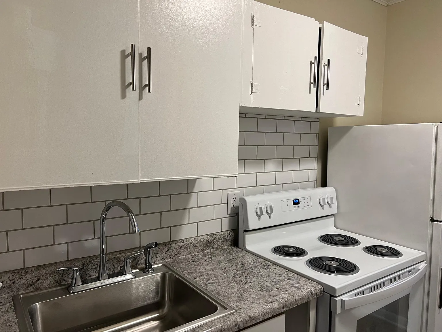 1 bed, $850 — Photo 3