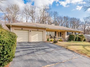 181 Lorann Dr, Naugatuck, CT 06770