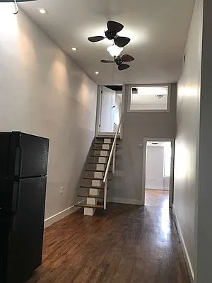 Rented by G2 Realty Group LLC | media 11