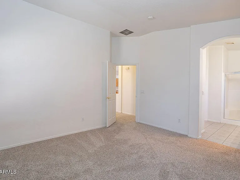 6762 W Del Mar Ln — Photo 17