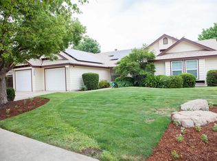 1900 Mission Cir, Tulare, CA
