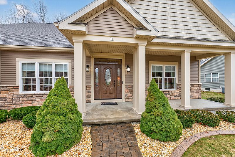 3rd image of 11 Balsam Way