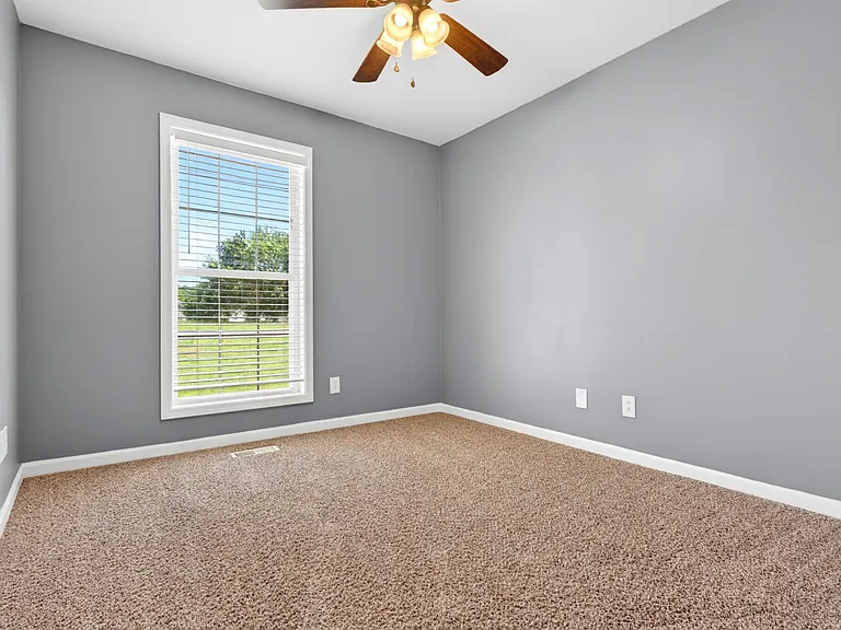3364 N Henderson Way — Photo 17